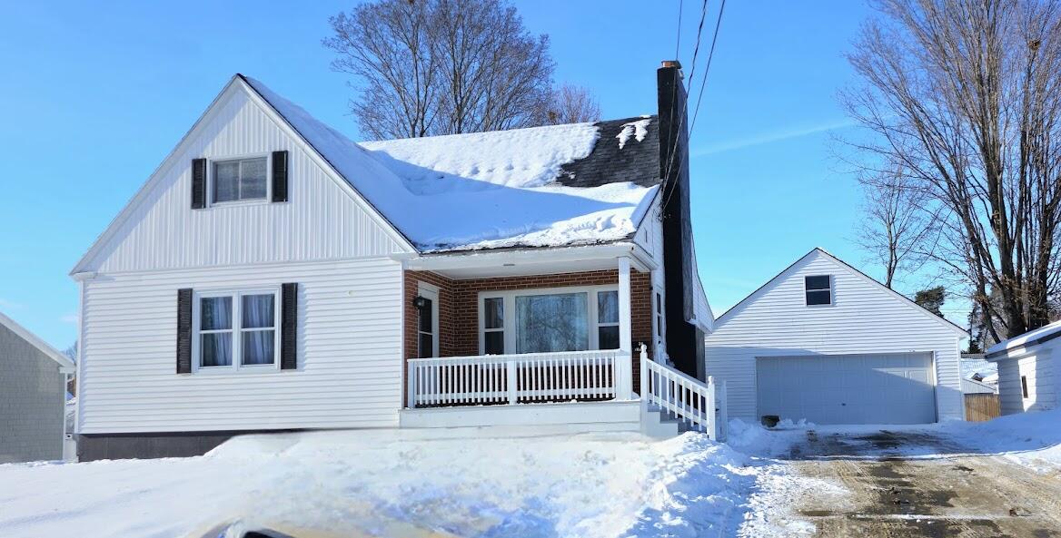 34 Maple Street East Millinocket ME 04430