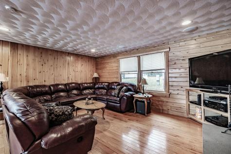 17 Wood Duck Way Norway ME 04268