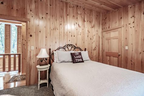 17 Wood Duck Way Norway ME 04268