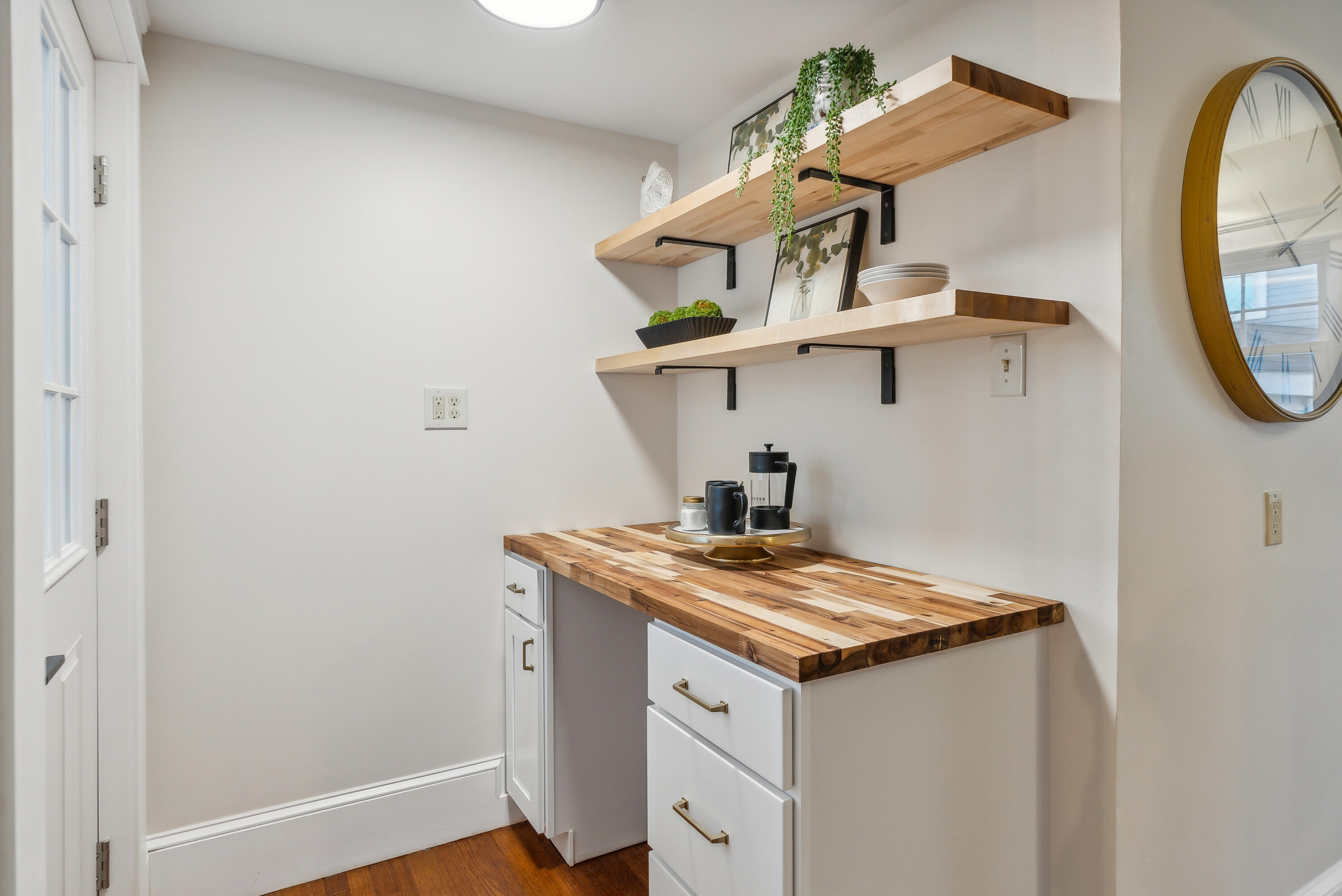 11 Chamberlain Avenue Portland ME 04101