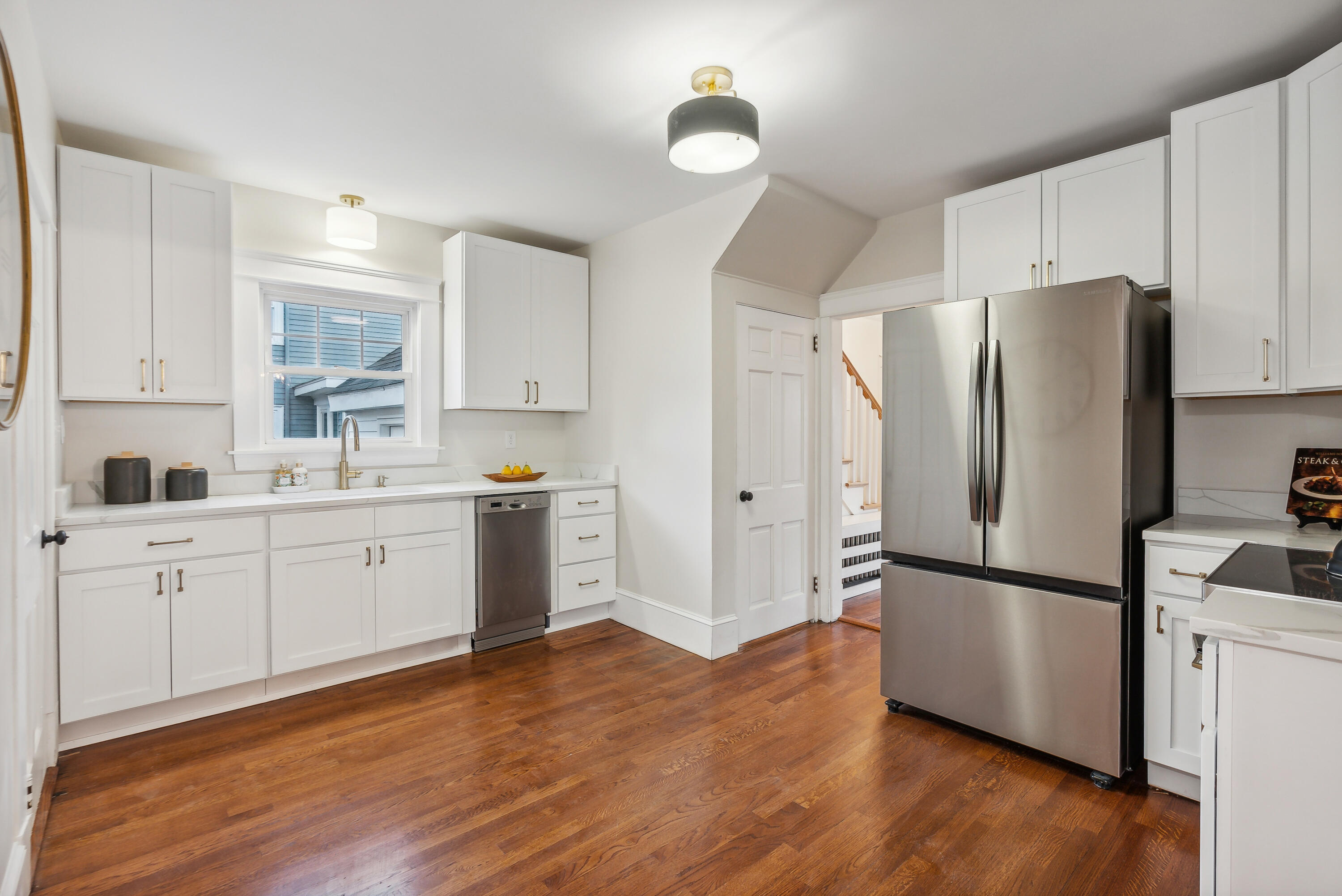 11 Chamberlain Avenue Portland ME 04101