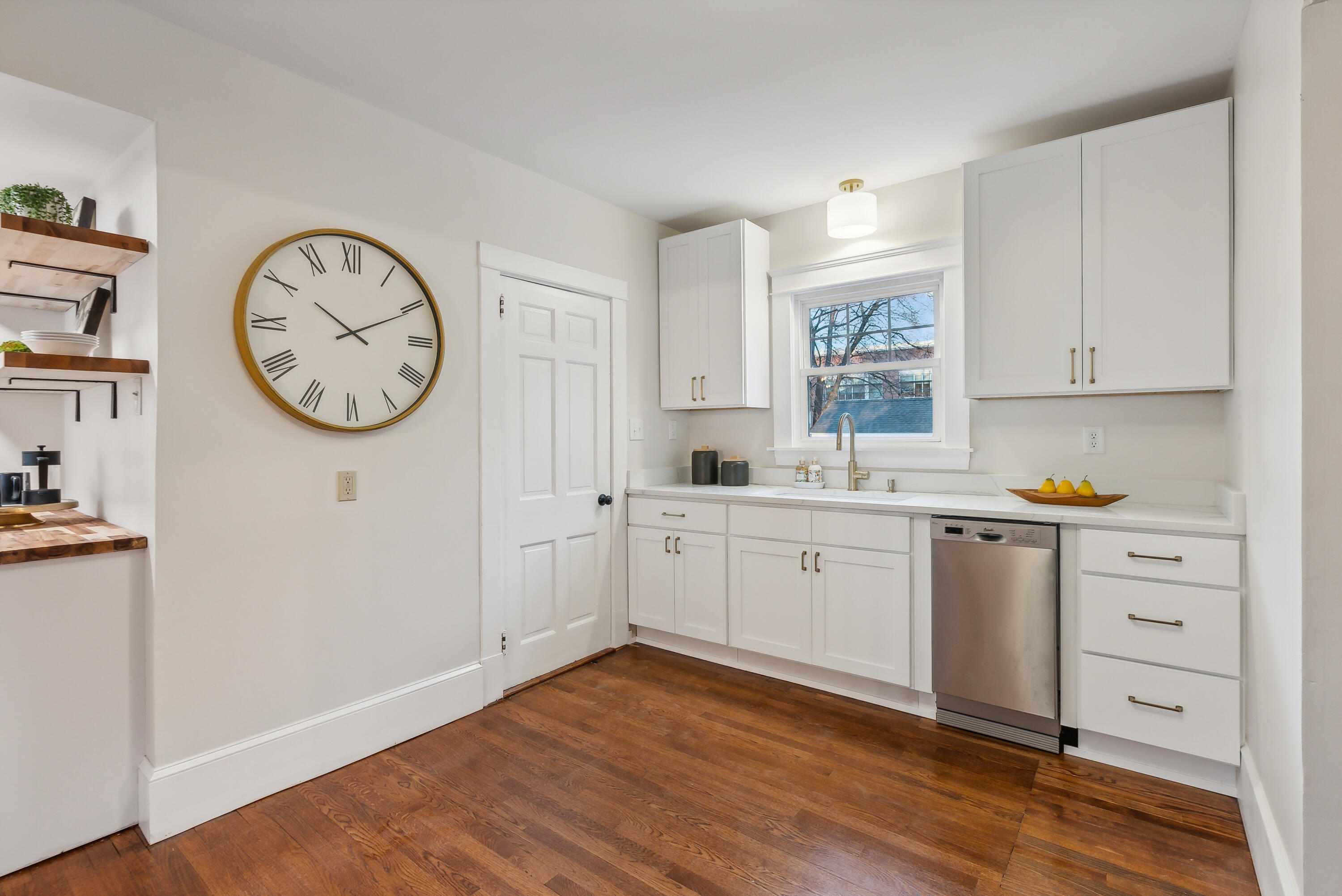 11 Chamberlain Avenue Portland ME 04101