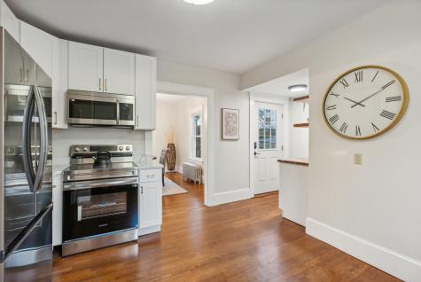 11 Chamberlain Avenue Portland ME 04101