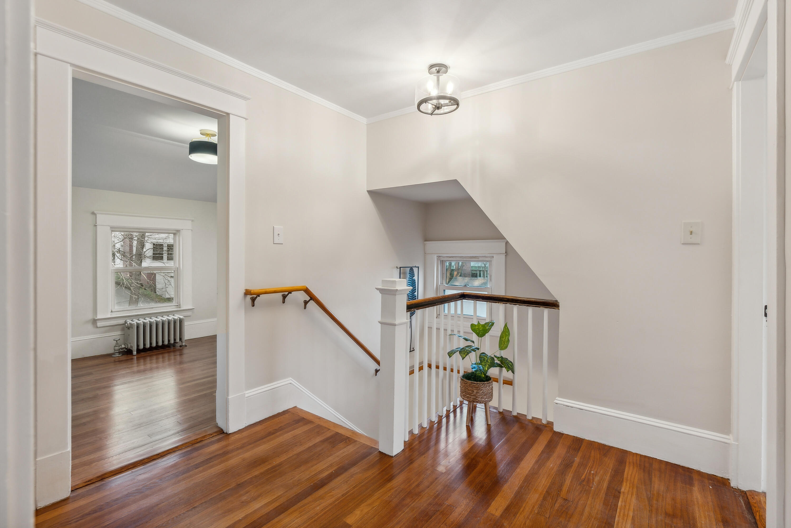 11 Chamberlain Avenue Portland ME 04101