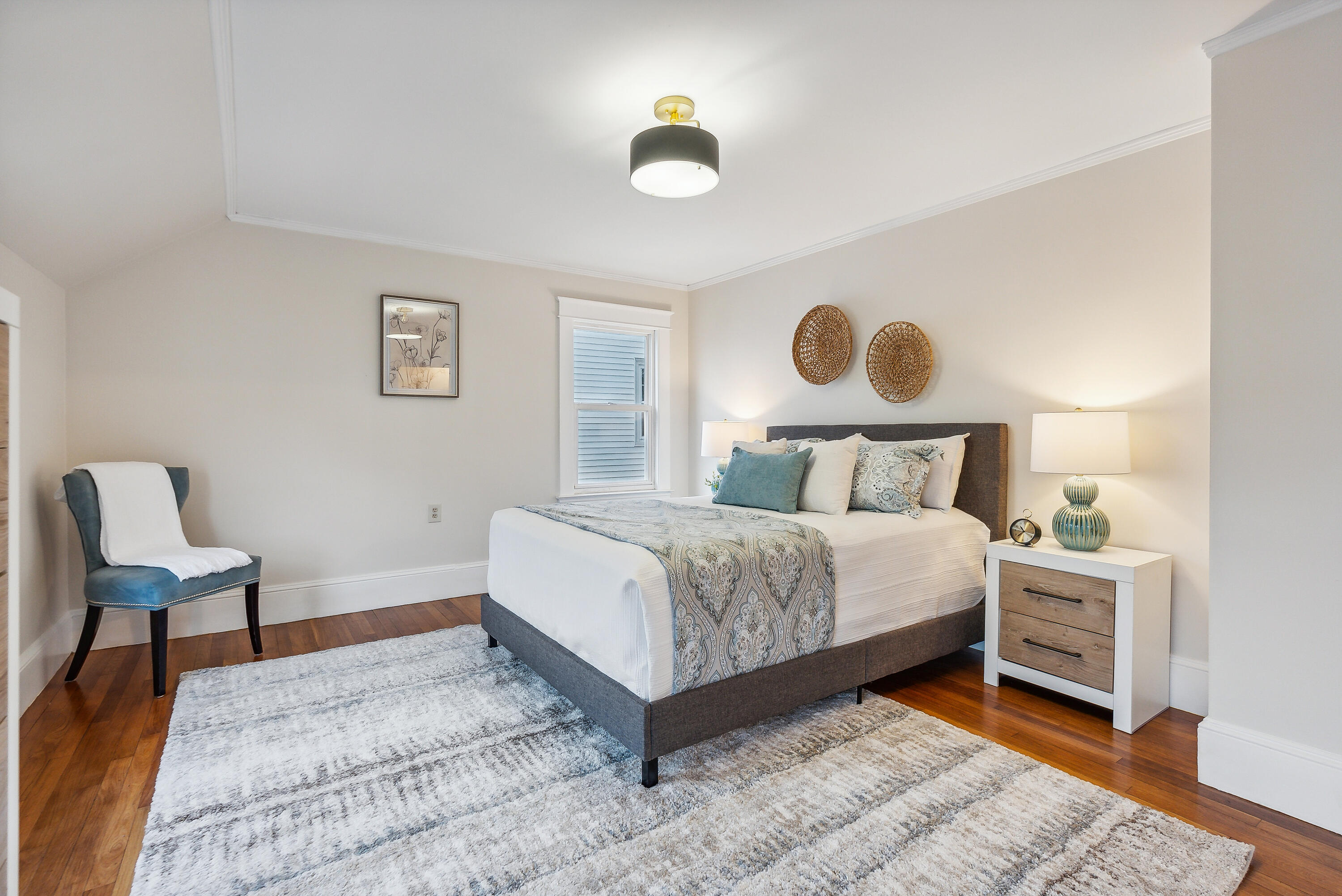 11 Chamberlain Avenue Portland ME 04101