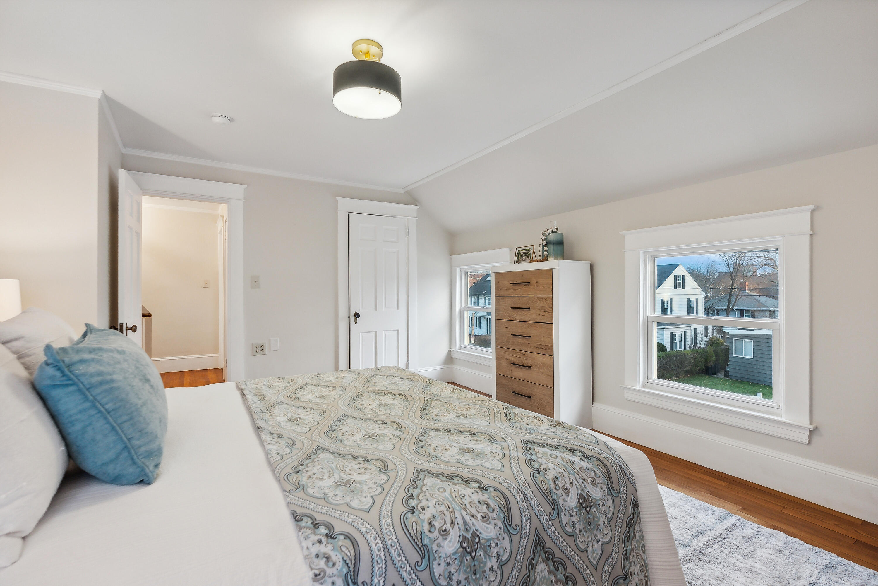 11 Chamberlain Avenue Portland ME 04101