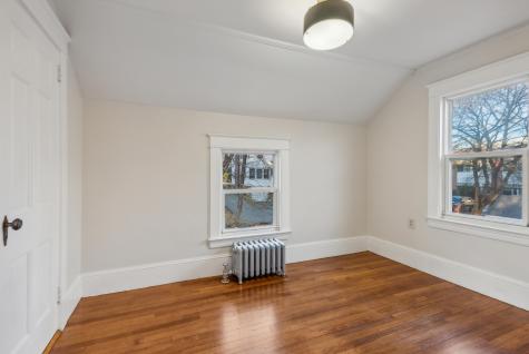 11 Chamberlain Avenue Portland ME 04101