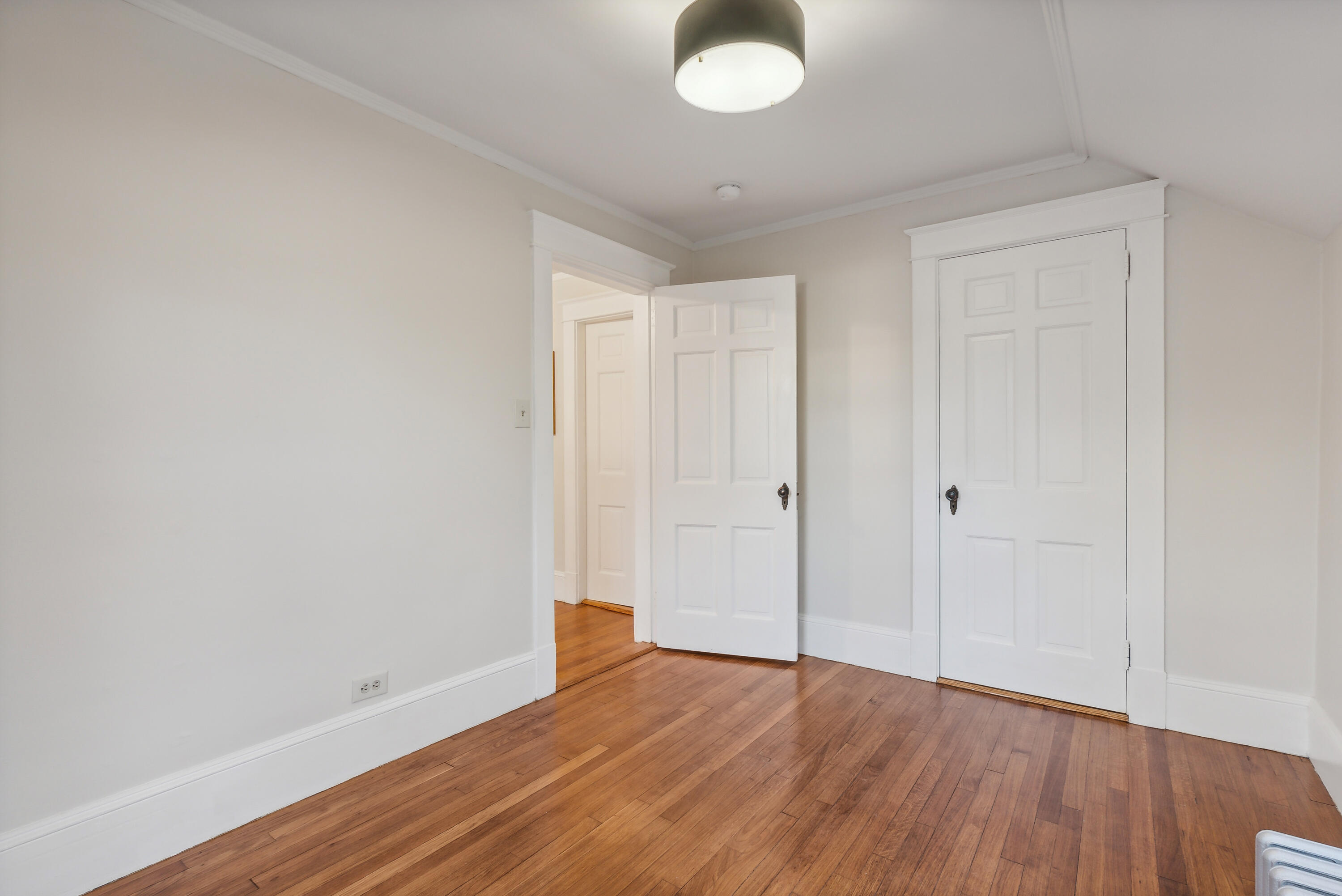 11 Chamberlain Avenue Portland ME 04101