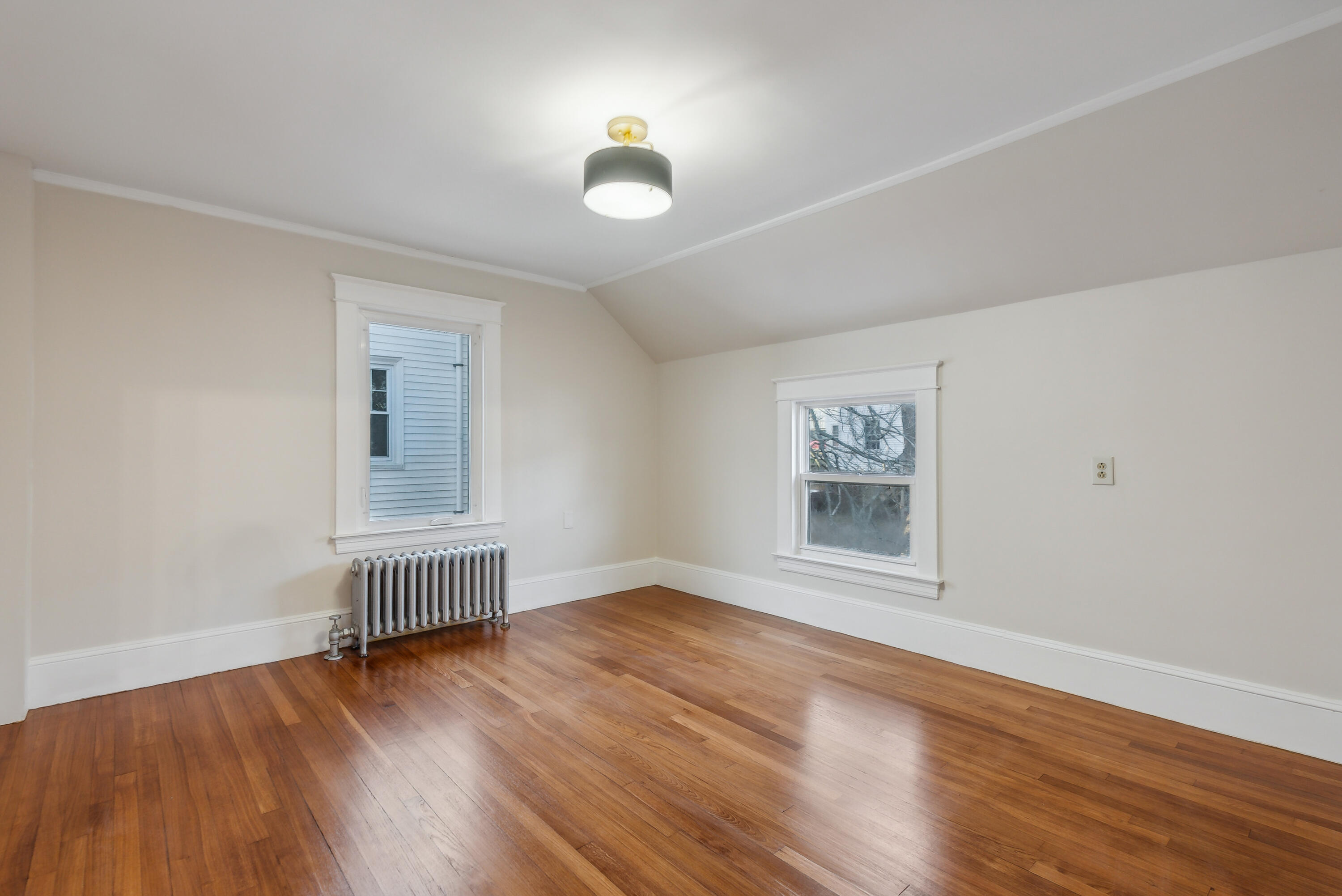 11 Chamberlain Avenue Portland ME 04101