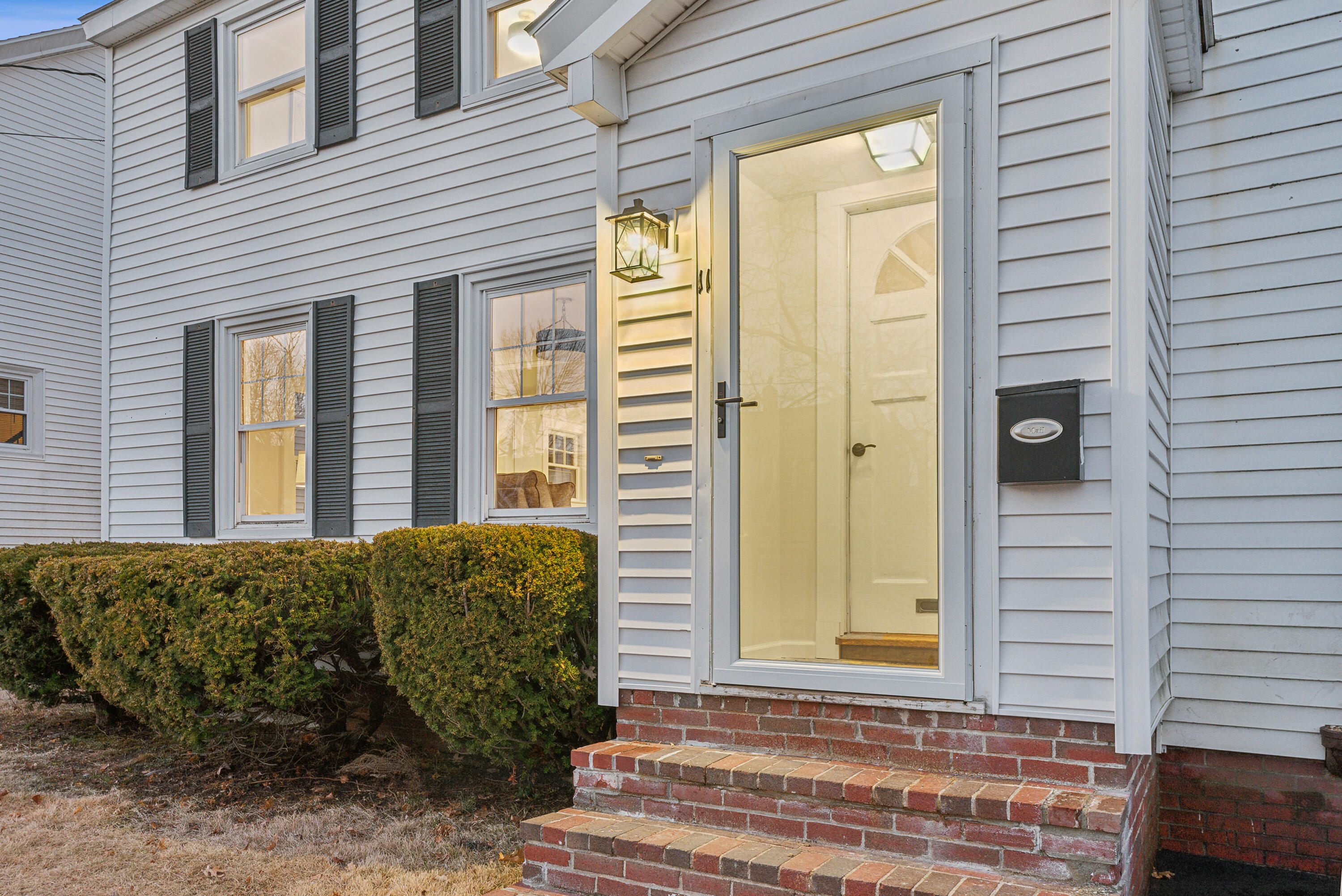 11 Chamberlain Avenue Portland ME 04101