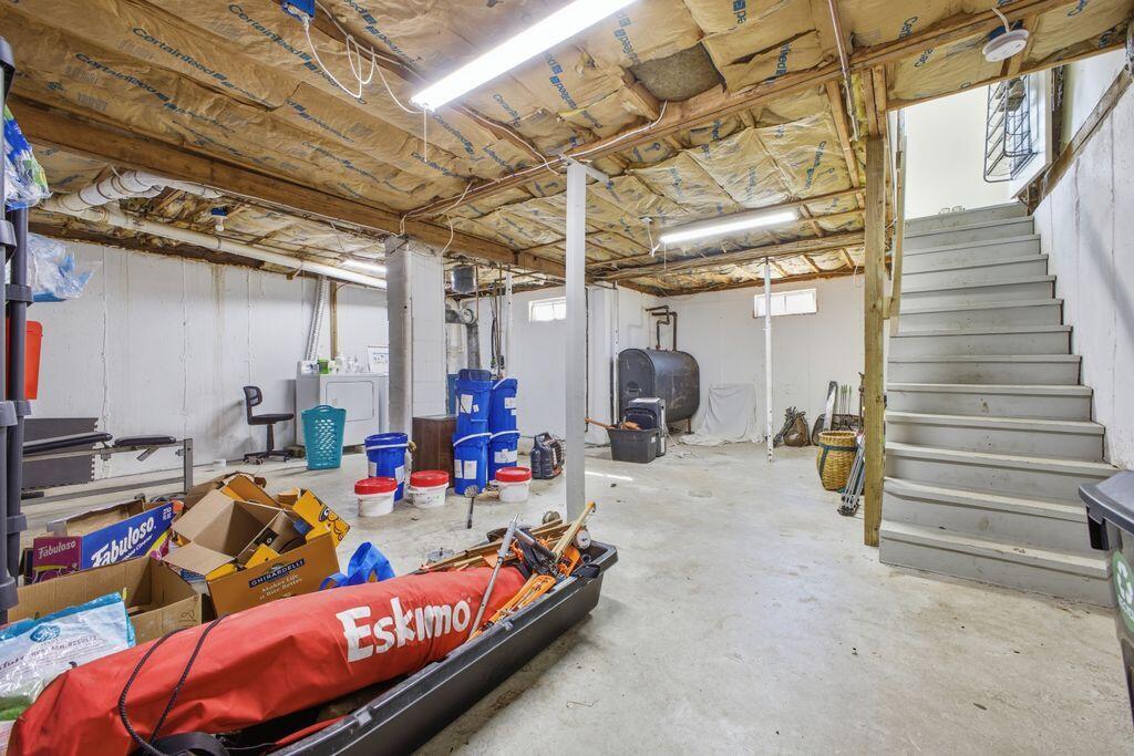 12 Louise Street Auburn ME 04210
