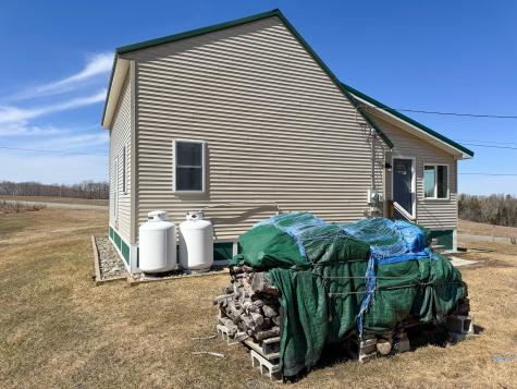 643 Averill Road Prentiss Twp T7 R3 Nbpp ME 04487
