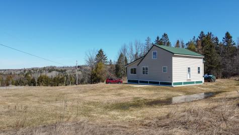 643 Averill Road Prentiss Twp T7 R3 Nbpp ME 04487