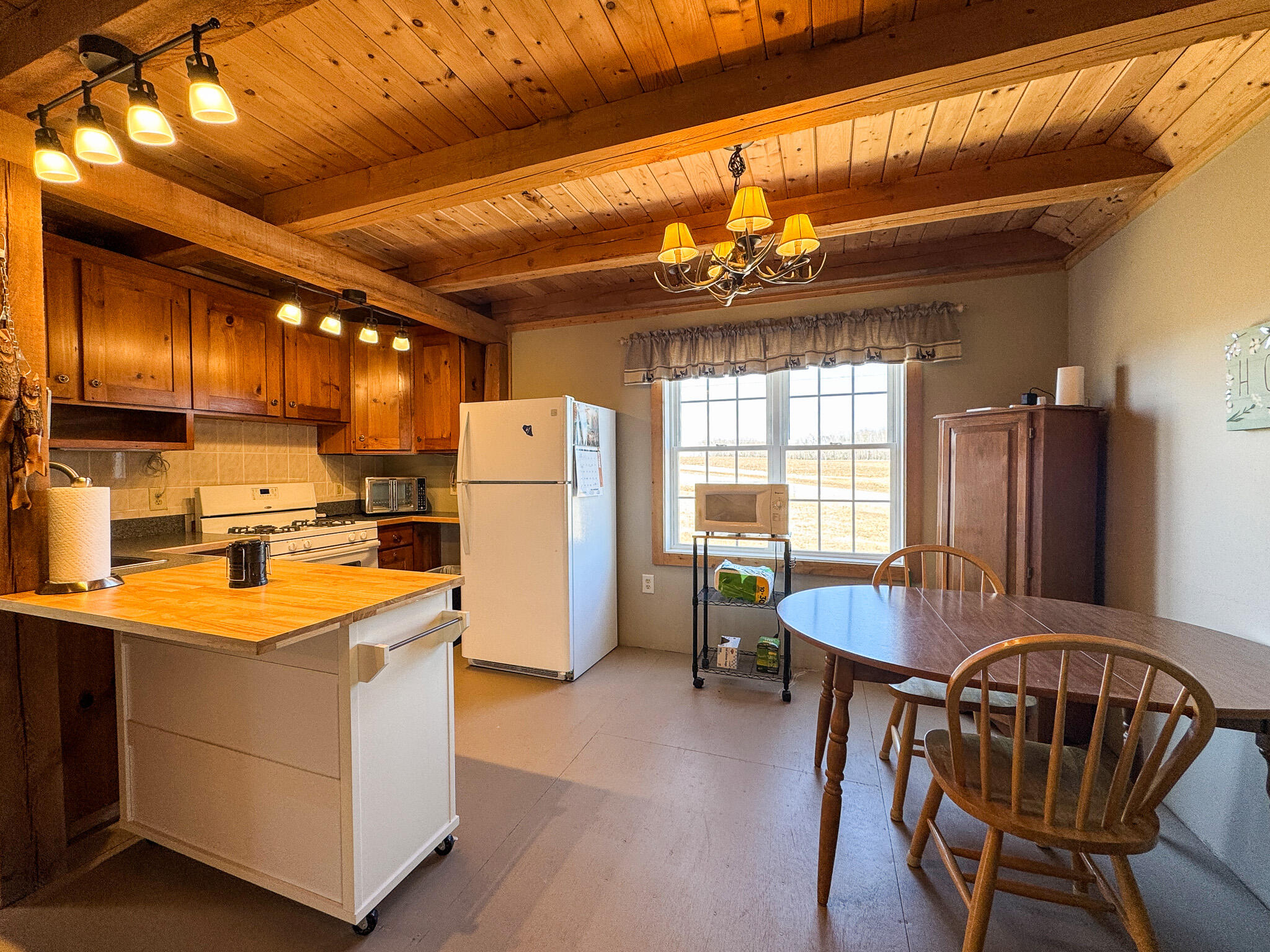 643 Averill Road Prentiss Twp T7 R3 Nbpp ME 04487