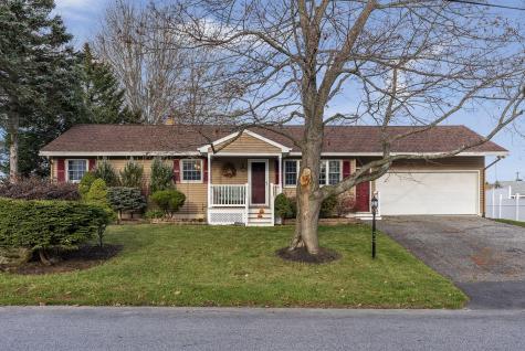8 Fortin Way Lewiston ME 04240