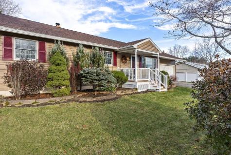 8 Fortin Way Lewiston ME 04240