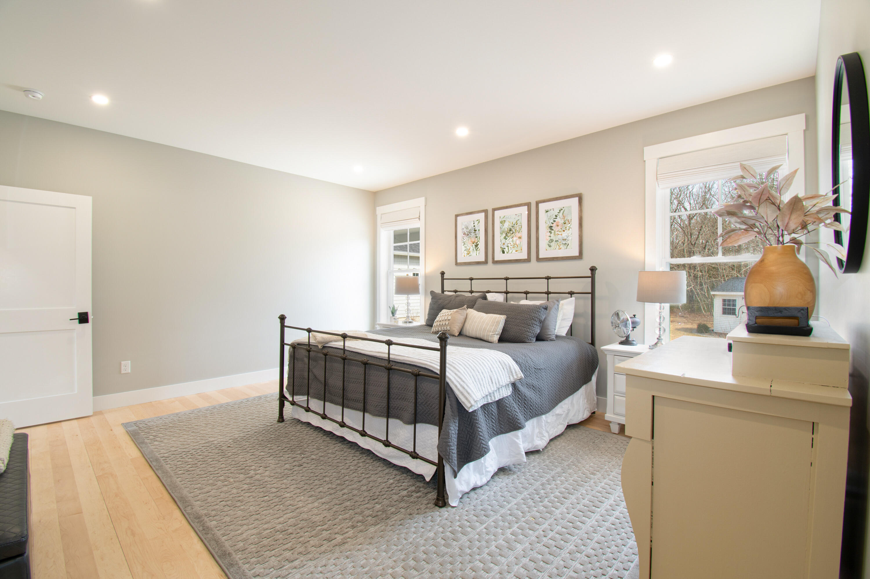 2 Julias Way Brunswick ME 04011