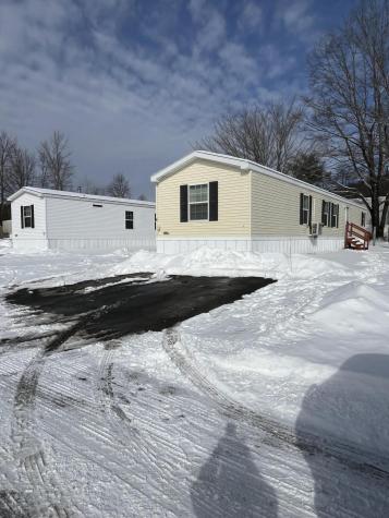 4 Pinetree Lane Lewiston ME 04240