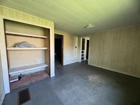 15 Blaine Avenue Guilford ME 04443