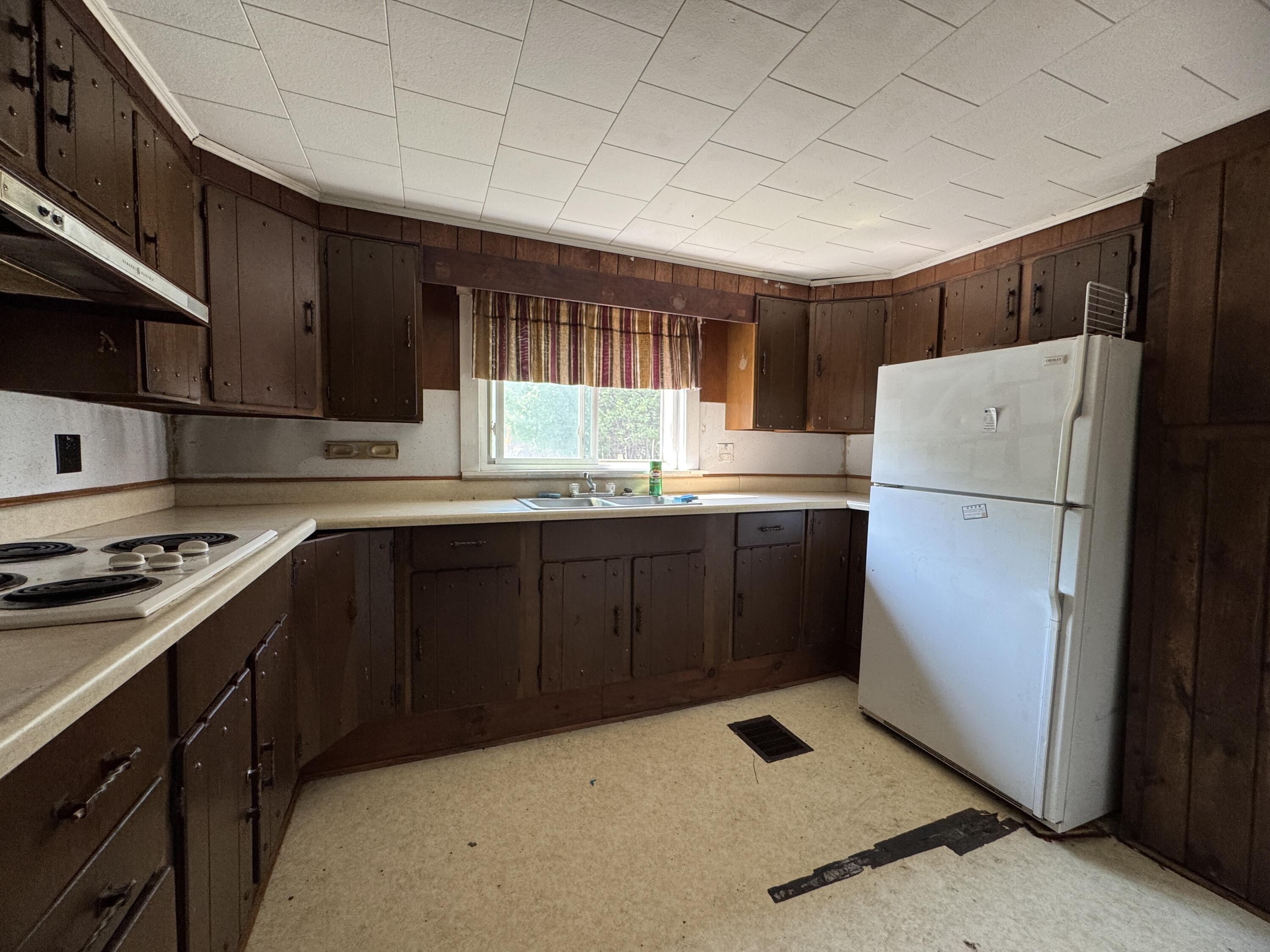 15 Blaine Avenue Guilford ME 04443