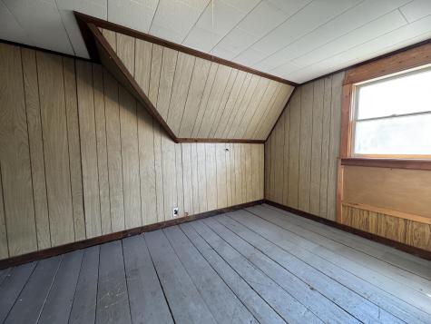 15 Blaine Avenue Guilford ME 04443
