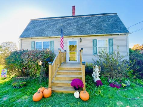 28 Messina Drive Skowhegan ME 04976