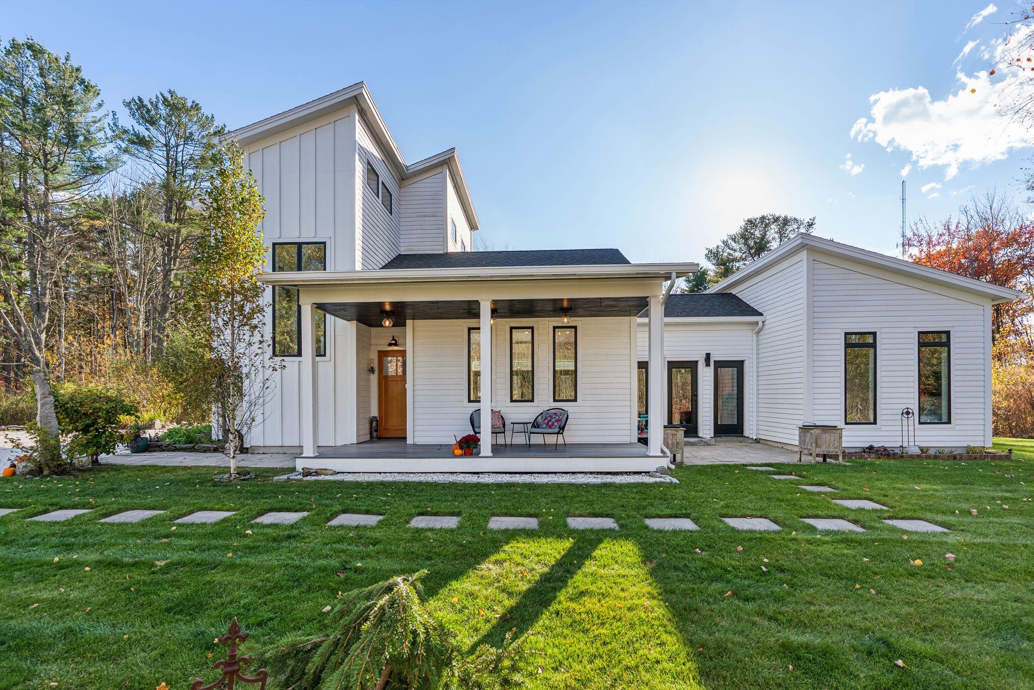 12 Wallace Street Kennebunk ME 04043