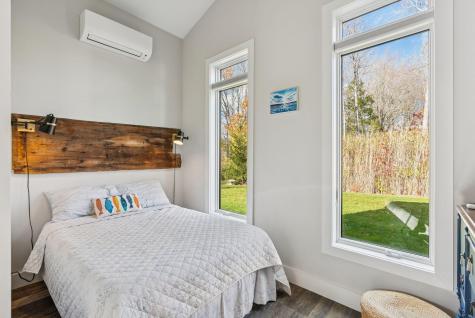 12 Wallace Street Kennebunk ME 04043