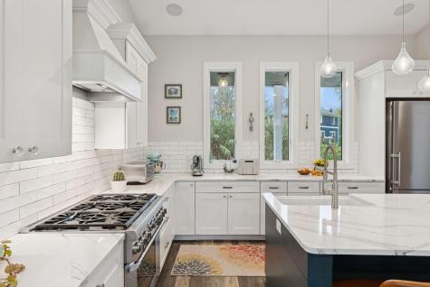 12 Wallace Street Kennebunk ME 04043