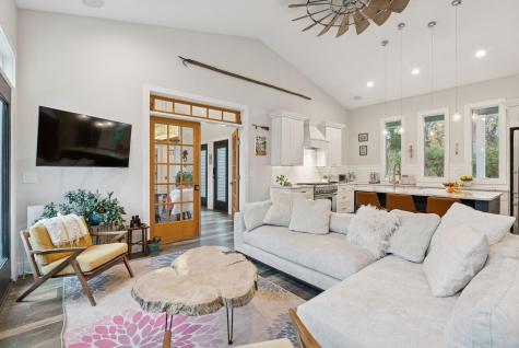 12 Wallace Street Kennebunk ME 04043