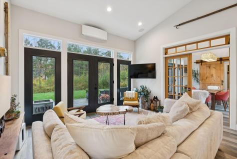 12 Wallace Street Kennebunk ME 04043