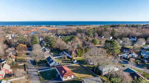 32 Queens Way Wells ME 04090