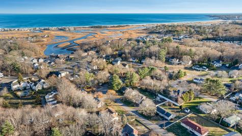 32 Queens Way Wells ME 04090