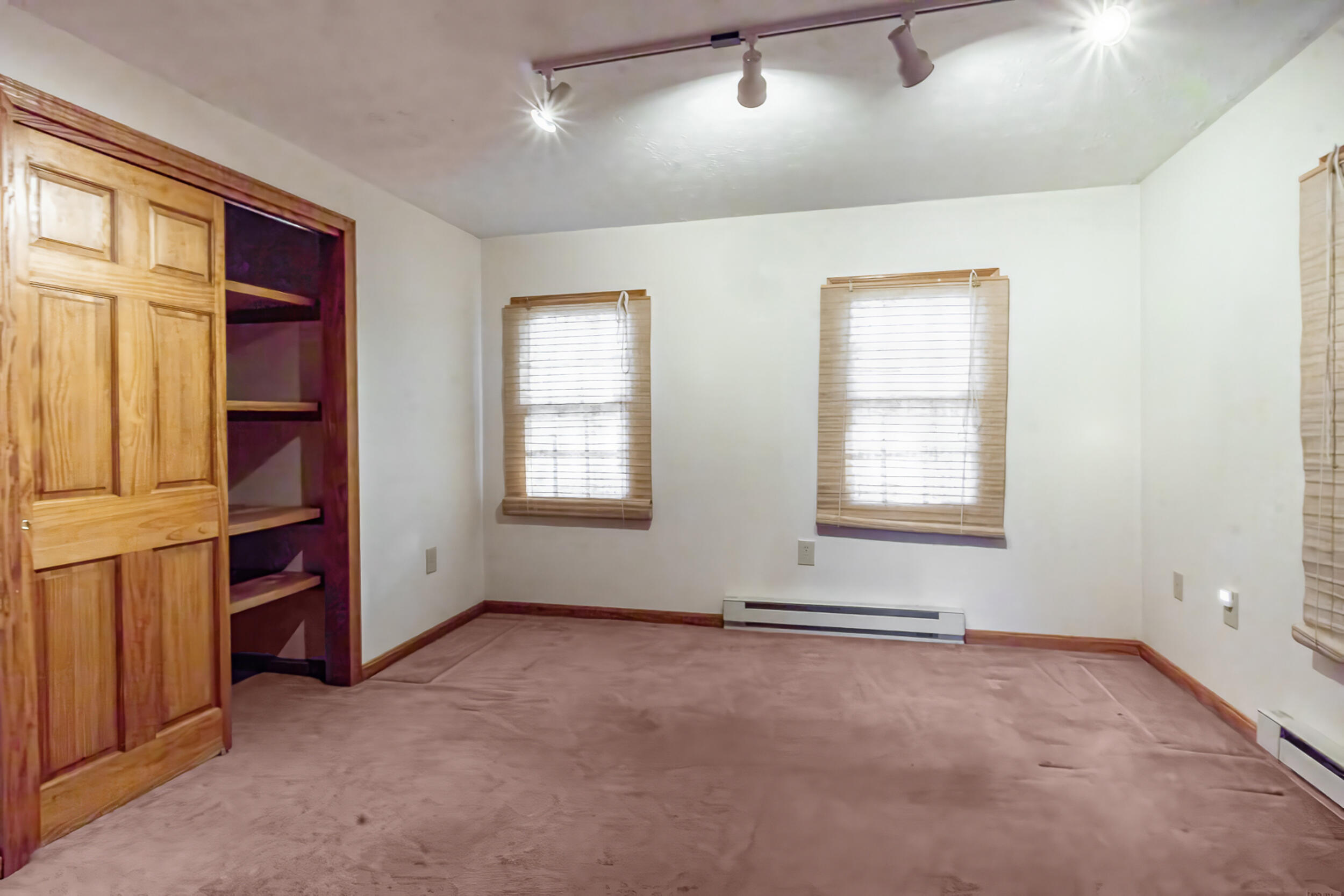 32 Queens Way Wells ME 04090