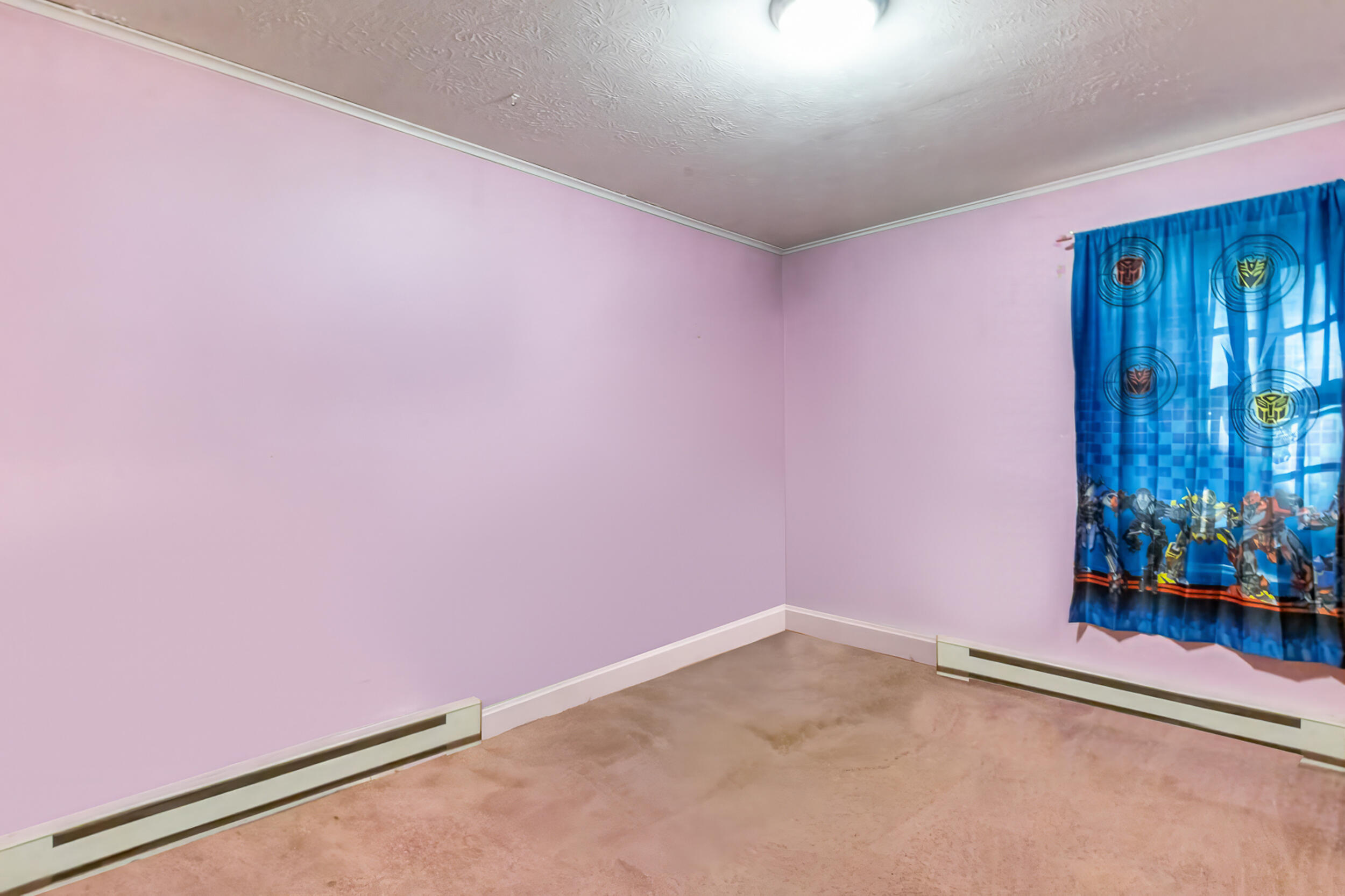 32 Queens Way Wells ME 04090