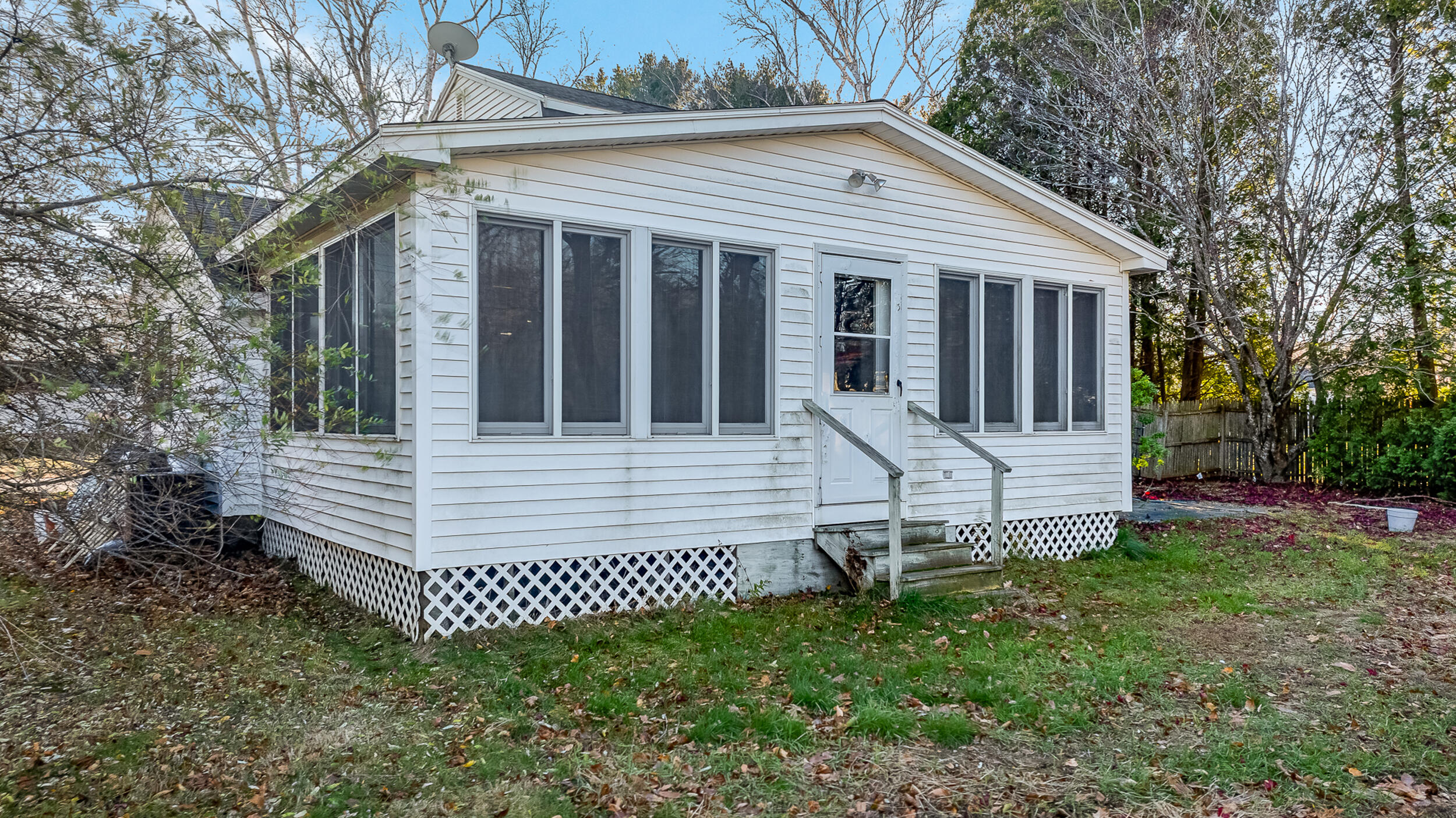 32 Queens Way Wells ME 04090