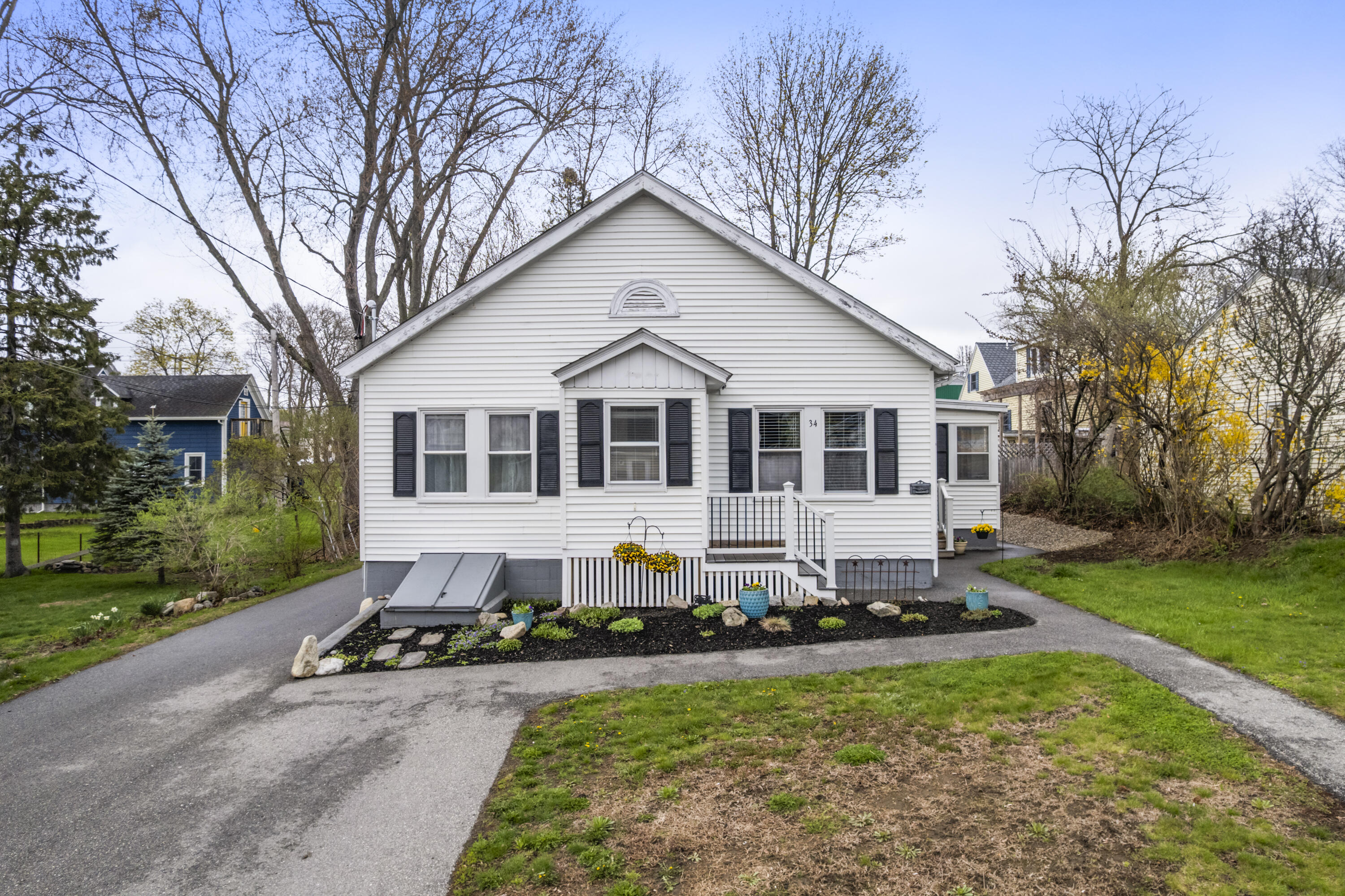 34 Dartmouth Street Biddeford ME 04005