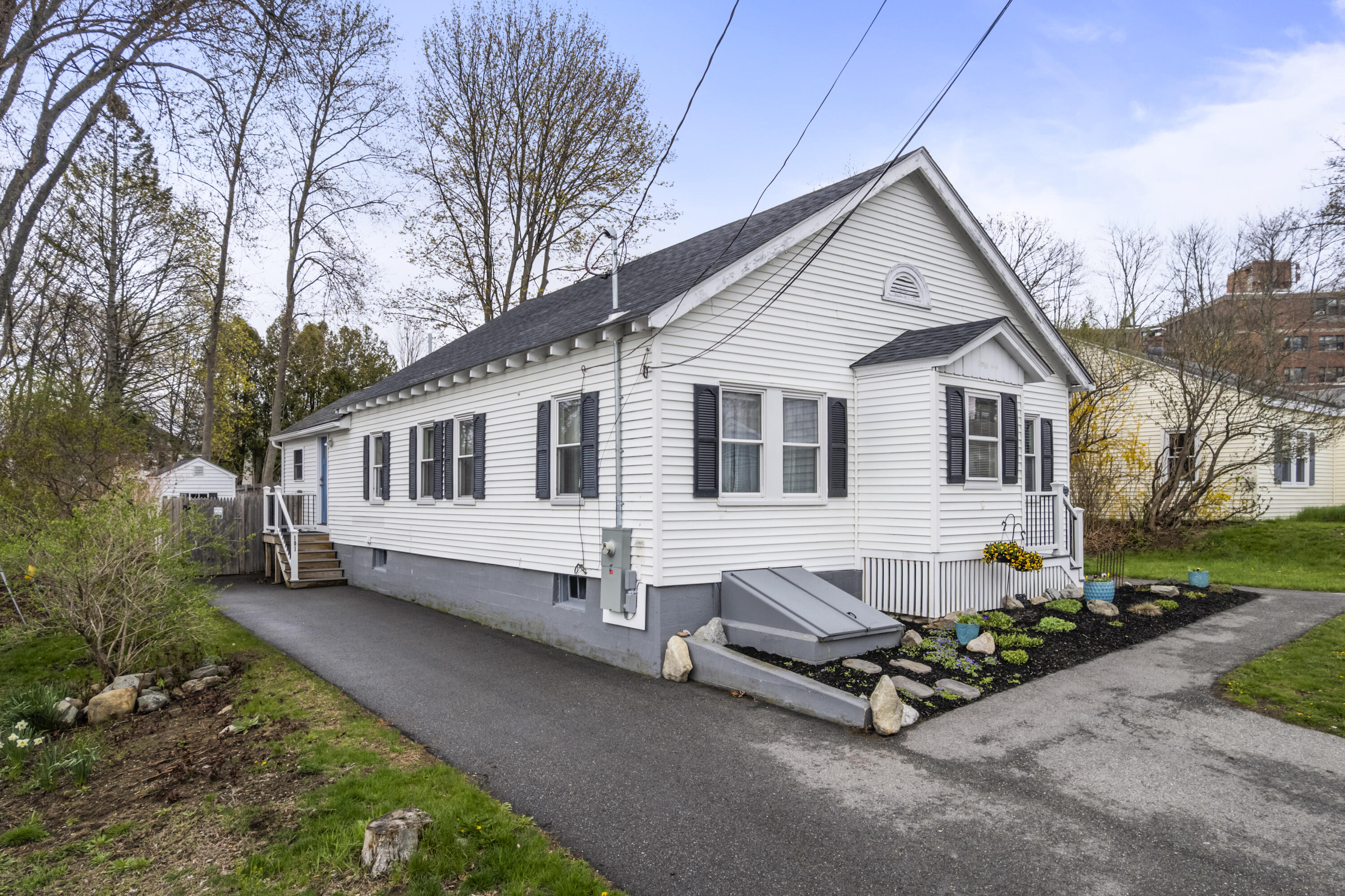 34 Dartmouth Street Biddeford ME 04005