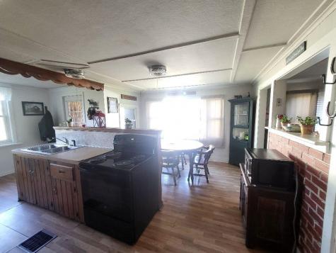 920 Farmington Road Strong ME 04983