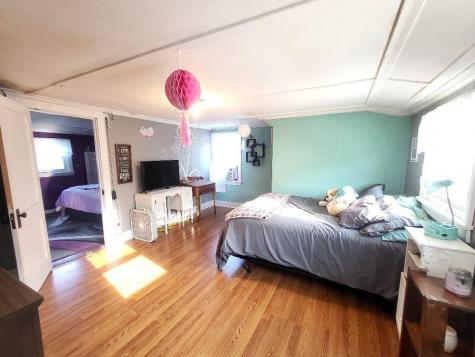 920 Farmington Road Strong ME 04983