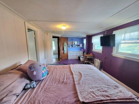 920 Farmington Road Strong ME 04983