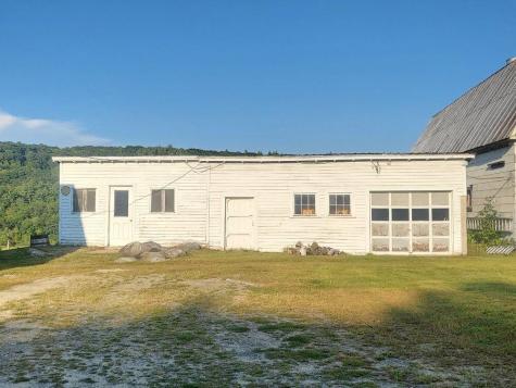 920 Farmington Road Strong ME 04983