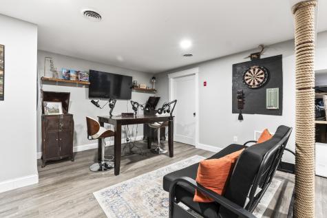 3 Hales Road York ME 03902