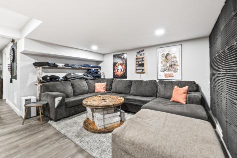 3 Hales Road York ME 03902