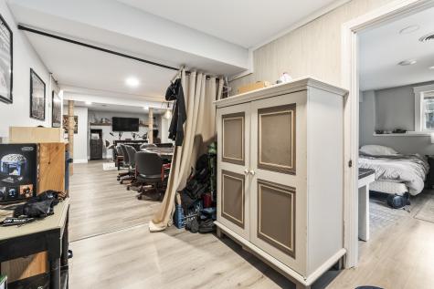 3 Hales Road York ME 03902