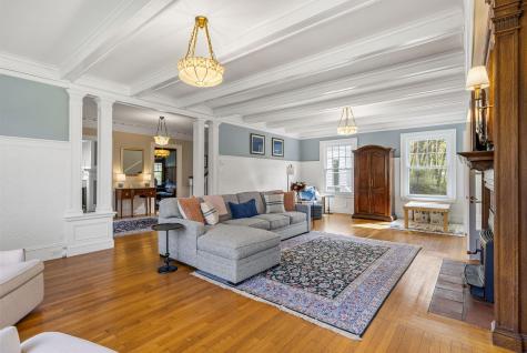 196 Ocean House Road Cape Elizabeth ME 04107