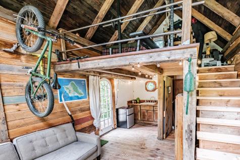 18 Beech Road Greenwood ME 04255