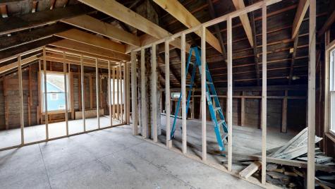 529 Riverside Drive Auburn ME 04210