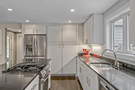 303 West Main Street Yarmouth ME 04096