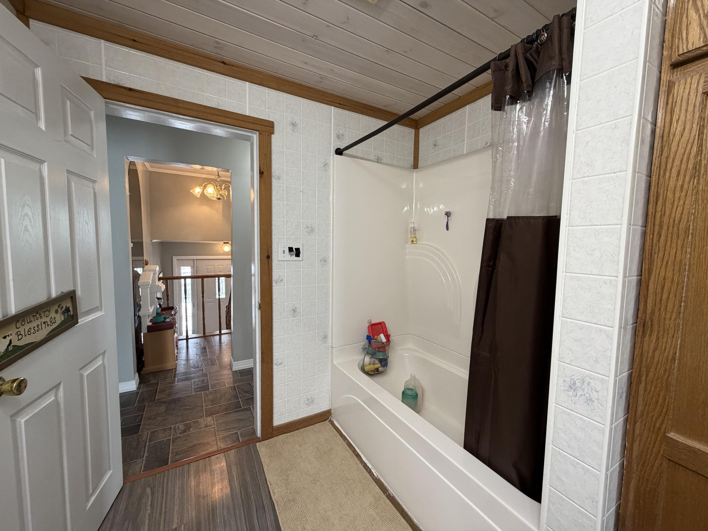 272 Main Street Saint Agatha ME 04772